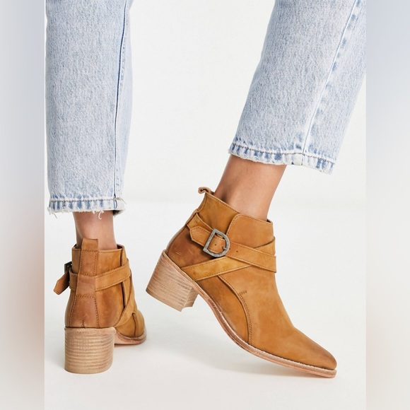 Free People | Back Loop Leather Ankle Boot - Picture 7 of 9